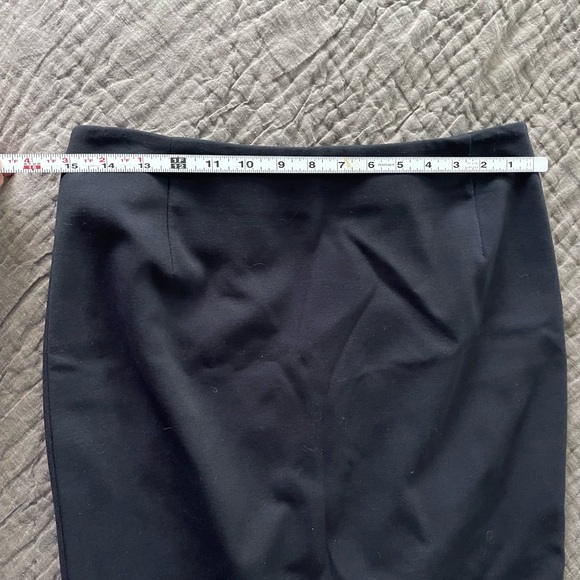 Akris Punto navy blue professional pencil skirt with double zipper back size 8 - Picture 10 of 11